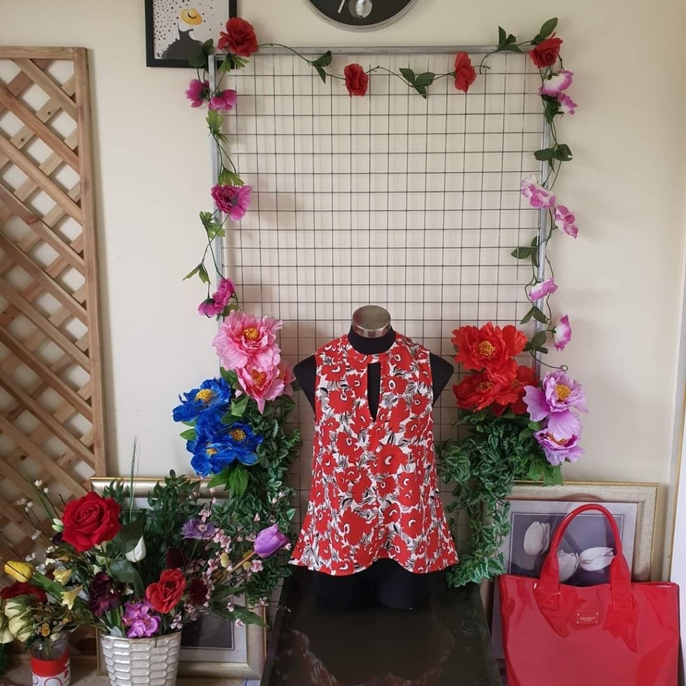 Meet your Posher, Ruth - Picture 11 of 14